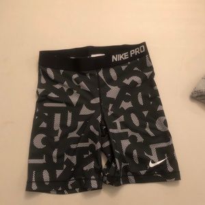 size M Nike pro shorts